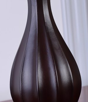 den-ban-tab-dau-giuong-go-led-e27-chup-vai-xep-ly-cao-cap-kieu-dang-tan-co-dien-chau-au-h48cm-dtt-yn5036-3