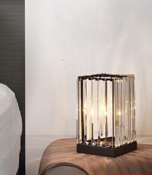 den-ban-dau-giuong-led-e27-trang-tri-phong-ngu-kieu-dang-bac-au-hien-dai-chup-vai-cao-cap-dtt-db-yn3878-1