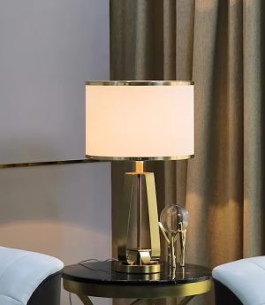 den-ban-thuy-tinh-led-e27-chup-vai-cao-cap-trang-tri-phong-khach-kieu-dang-chau-au-hien-dai-dtt-db-yn522-2