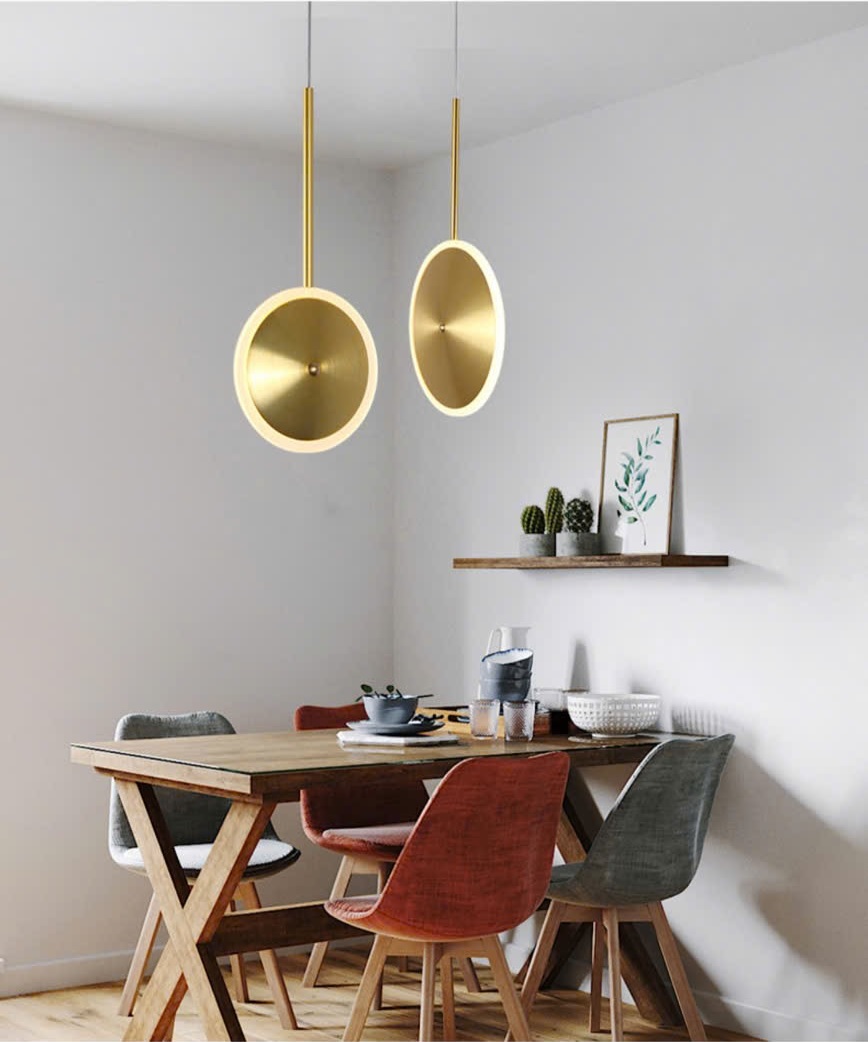 den-led-treo-tran-tha-hinh-dia-bay-trang-tri-phong-an-cao-cap-phong-cach-bac-au-hien-dai-dtt-htl046-