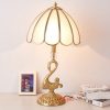 den-ban-dong-co-dien-chup-kinh-thuy-tinh-mo-trang-tri-phong-khach-phong-ngu-cao-cap-h60cm-led-e27-dtt-pk12-3