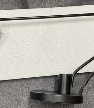 den ban lam viec led thiet ke dieu chinh goc trang tri van phong hien dai bac au vo den cao cap dtt nt1 4