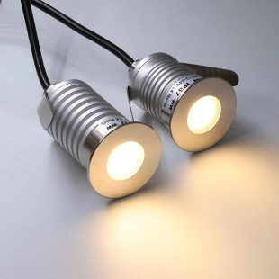 den-led-am-san-dc24v-loai-nho-1w-3w-goc-chieu-30-do-phi-30mm-cao-cap-trang-tri-ngoai-troi-chong-nuoc-ip67-anh-sang-3000k-4000k-vo-bac-dtt-as24v1-1