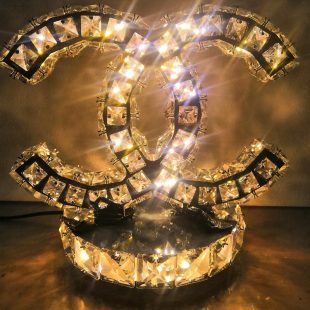 den-ngu-de-ban-tab-dau-giuong-pha-le-led-16w-3000k-6500k-cao-cap-kieu-dang-chau-au-hien-dai-d30cm-dtt-db7309-1