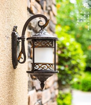 den-tuong-co-dien-phong-cach-chau-au-trang-tri-san-vuon-hanh-lang-ban-cong-ngoai-troi-led-e27-dtt-dt928-1