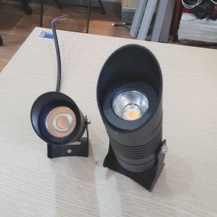 den-led-cam-co-chieu-cay-trang-tri-san-vuon-biet-thu-cong-vien-hien-dai-chong-nuoc-ip65-cao-cap-dtt-cc-td158-2