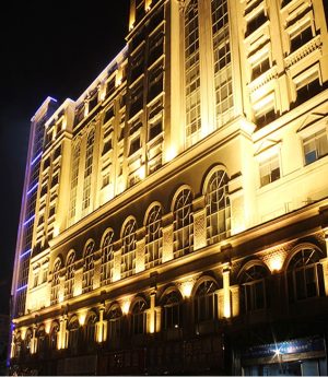 den-led-chieu-toa-nha-ngoai-troi-54w-220v-12v-24v-goc-30-do-trang-tri-hien-dai-chong-nuoc-ip66-cao-cap-dtt-rccn54-