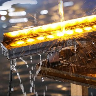 Alternative view of Đèn LED thanh chiếu tường có mũ 24V ngoài trời 18W 24W chống nước IP65 cao cấp DTT-LT18