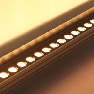 den-led-thanh-chieu-tuong-co-mu-24v-nhieu-mau-rgb-blue-green-red-chong-nuoc-ip65-cao-cap-dtt-lt18-1